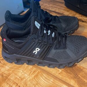 On Cloud Cloudswift women’s Size 7